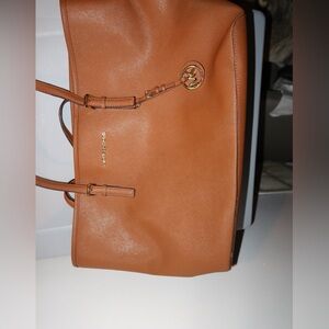 Michael Kors Tote!